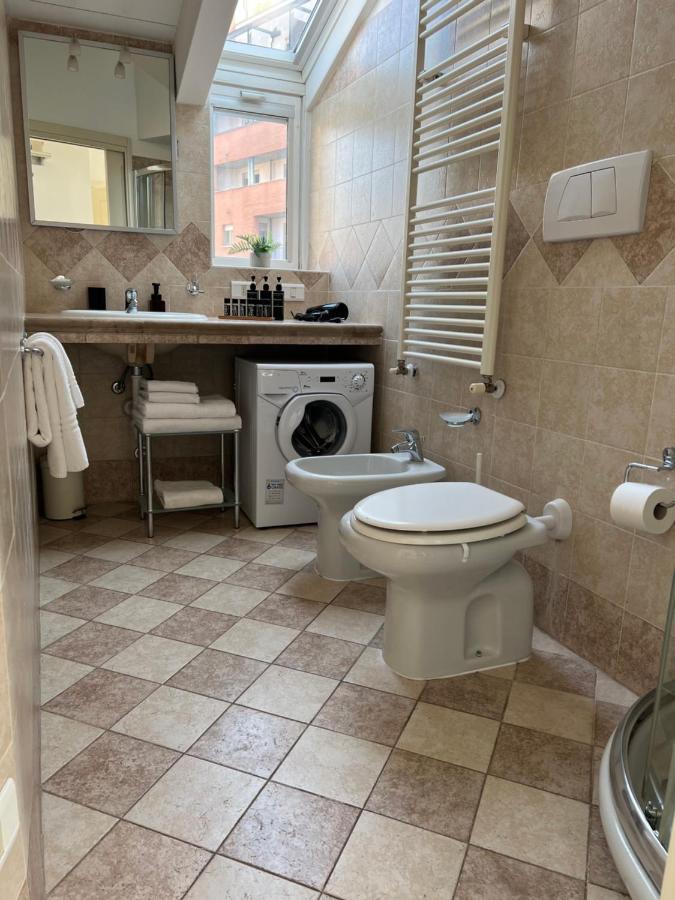 Apartamento Sunshine Raggio Di Sole Milán Exterior foto