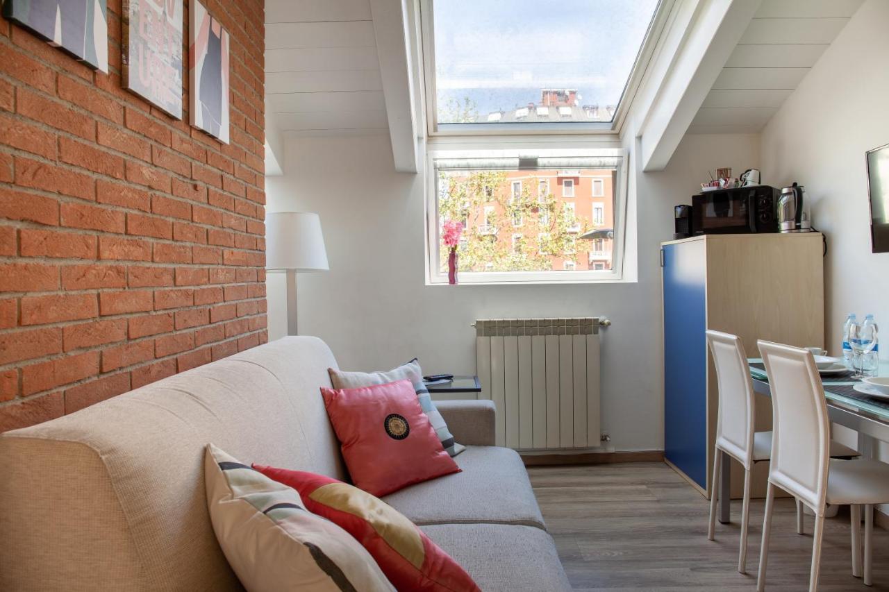 Apartamento Sunshine Raggio Di Sole Milán Exterior foto